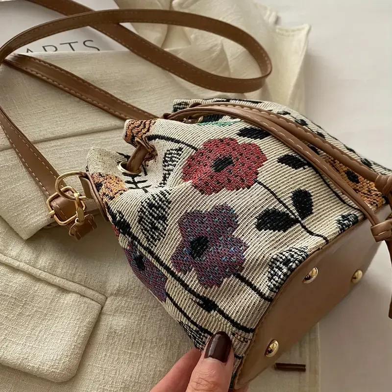Elegant Mini Crossbody Bucket Bag