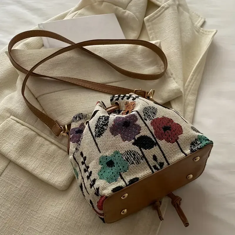 Elegant Mini Crossbody Bucket Bag