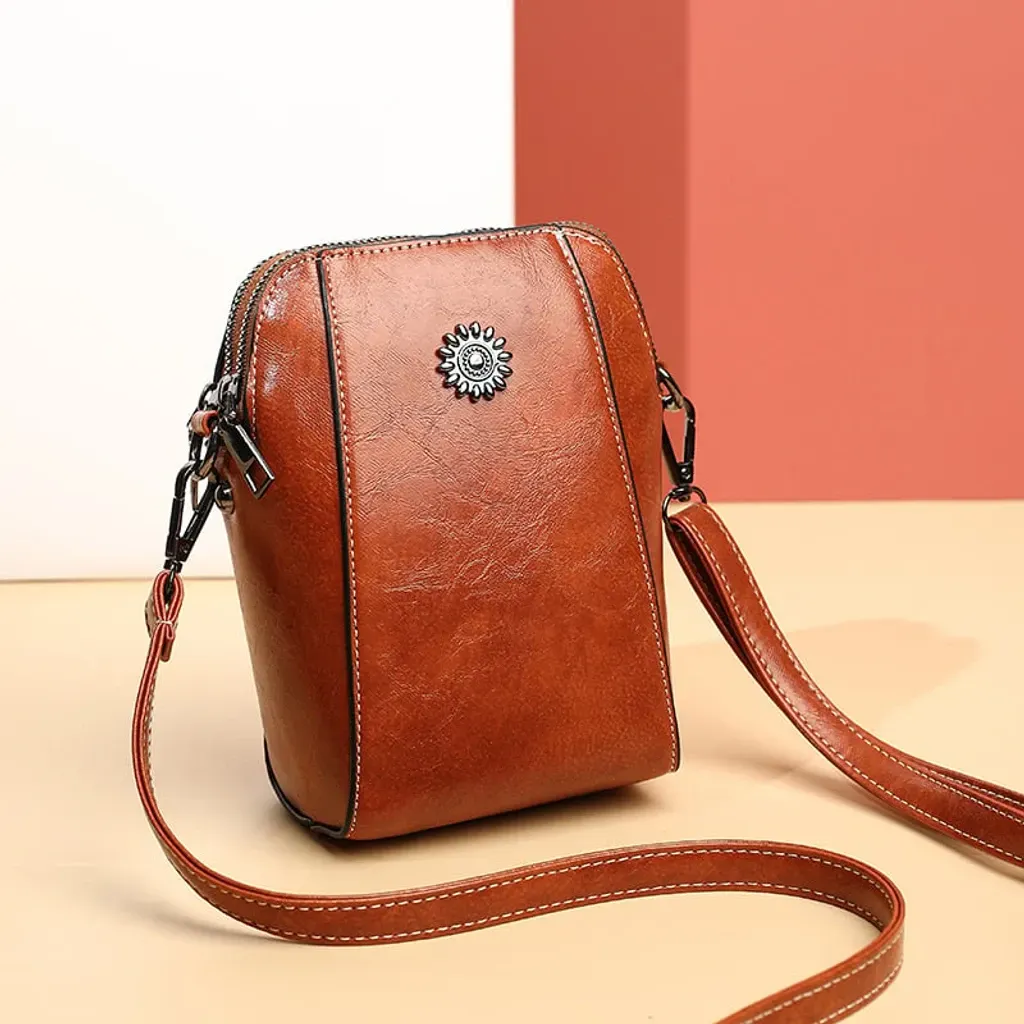 RETRO All-match vertical cellphone bag