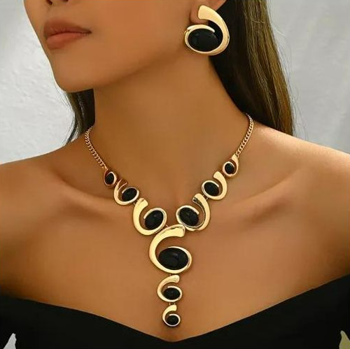 1 Set Boho Classic 2pcs Women'S Jewelry Set, Spiral Snail Shape with Black Rhinestone Inlay, Y-Necklace and Earrings, Alloy, Versatile for Daily and Party Wear