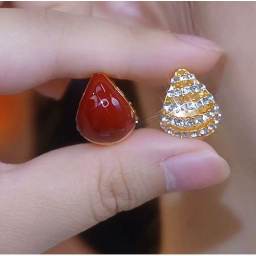 New Unique Design Hollow Full Rhinestone Earrings – Delicate and Versatile Red Double-Sided Studs for Women with Distinctive Style