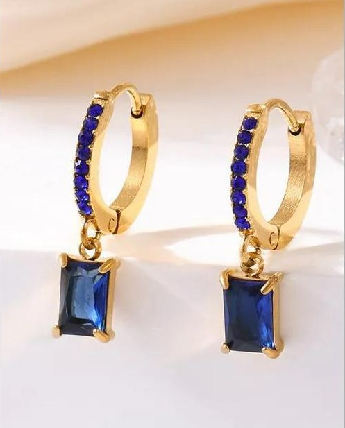 Korean-Inspired Exquisite Rhinestone Square Crystal Clip-Ons: Blue Geometric Sphere with Minimalist Chic & Premium Vibe
