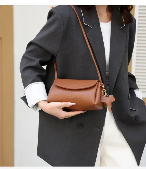 Cocoa Tote Korean-Butter Leather w Curated Vibe Must-Have Mood