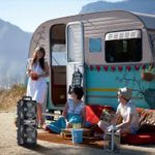 Dual 6.5in Portable Speaker