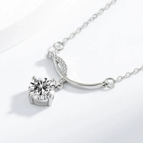 Elegant 925 Sterling Silver Twist Design Pendant Necklace – Minimalist Light Luxury Jewelry for Women