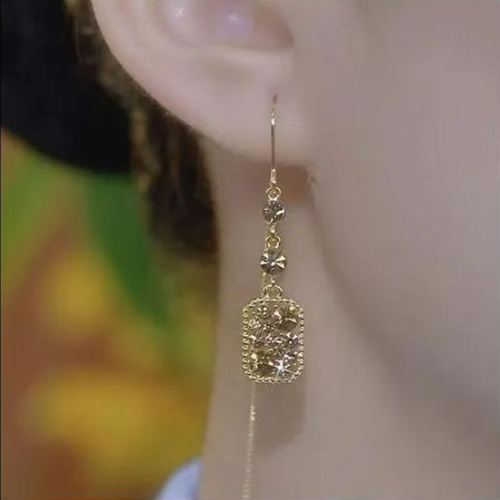 French-Style Champagne Gold Square Full-Diamond Tassel Earrings – Minimalist, Versatile & Slimming Long Drop Design