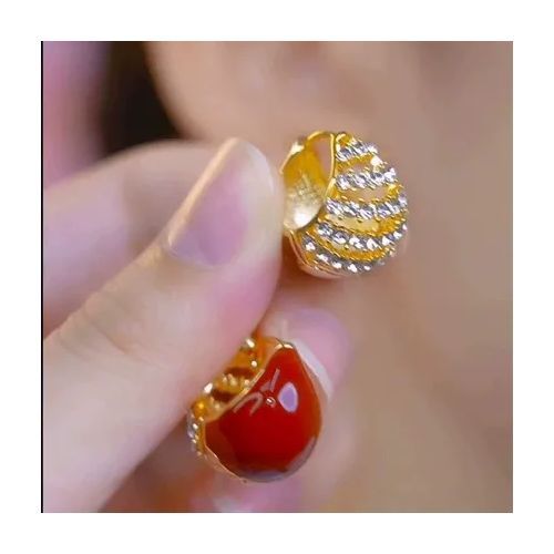 New Unique Design Hollow Full Rhinestone Earrings – Delicate and Versatile Red Double-Sided Studs for Women with Distinctive Style
