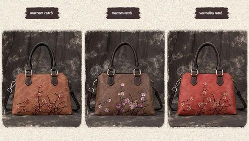 Bolsa feminina de couro verdadeiro com técnica de estampagem.