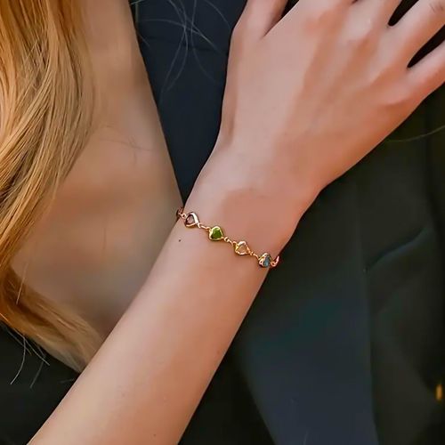 New hot-selling 18k gold-plated non-fading ethnic bracelet, Ins style heart zircon beaded bracelet ￼ ￼ ￼ ￼ 编辑 ￼ 分享 ￼ ￼ ￼ 写一篇关于这款手链的小红书文案 ￼ 推荐一些与这款手链搭配的服装 ￼ 18k镀金的手链对人体有害吗？ ￼