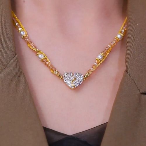 High-End Double-Layer Heart Magnetic Pendant Pearl Necklace - Light Luxury, Niche Design, Versatile & Elegant Collarbone Chain