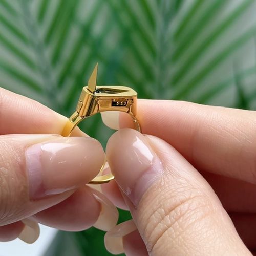 Multi-Functional Self-Defense Ring, Geometric Minimalist Hidden Blade, Adjustable-Opening Ring, Self-Defense Weapon
