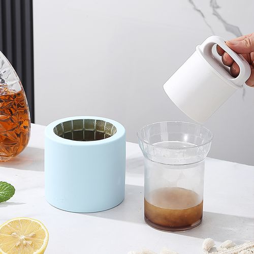 Food-grade Silicone Ice Lattice Mold Easy Release Ice Storage Box Mini Ice Cube Hockey Popsicle Mold