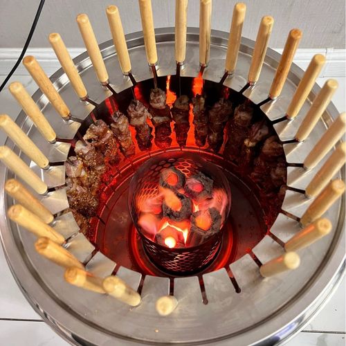 Churrasqueira vertical sem fumo, churrasqueira portátil em aço inoxidável para uso no interior.