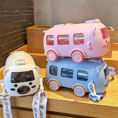 🎁Best Gifts for Children—🚌Portable Water Cup in Bus