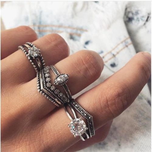 Diamond set ring jewelry