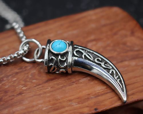 Vintage Men's Titanium Steel Wolf Tooth Blue Pine Stone Pendant