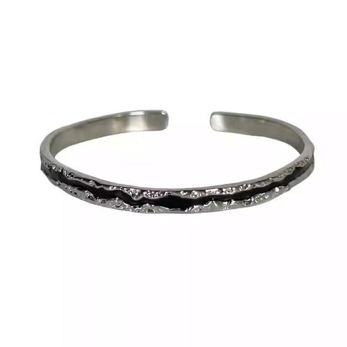 Dark Irregular Pleated Bracelet Ring Suit
