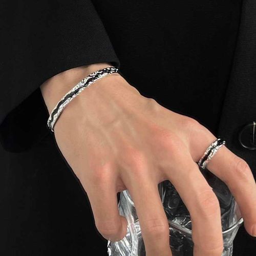 Dark Irregular Pleated Bracelet Ring Suit