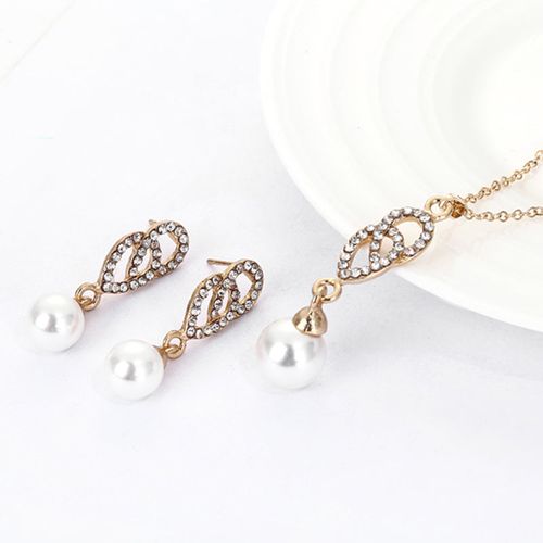 Double ring pearl necklace set