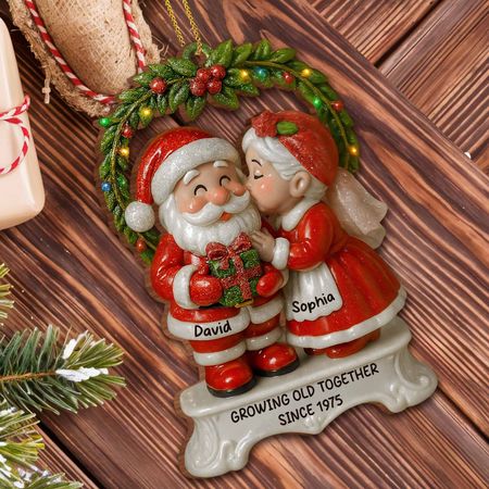 Ornamento di Babbo Natale e la signora Claus che invecchiano insieme - Ornamento in legno personalizzato, forma personalizzata