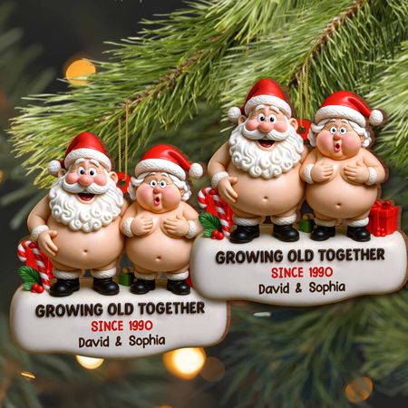 Ornamento di Babbo Natale e la signora Claus che invecchiano insieme, ornamento in legno personalizzato, regalo per coppie e genitori