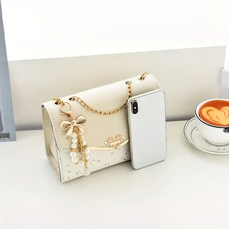 Fashionable Women'S Flip Metal Chain, Tassel Pendant Decoration Shoulder Bag
