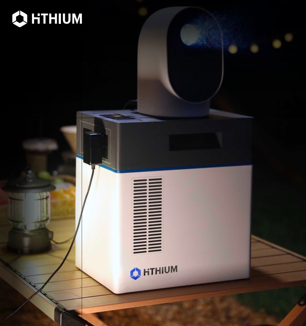 1KWH & 2KWH Solar Panel Power Station 200W & 1000W Hithlium Hero EE1 2 Best Home Camping Generator with MPPT Controller