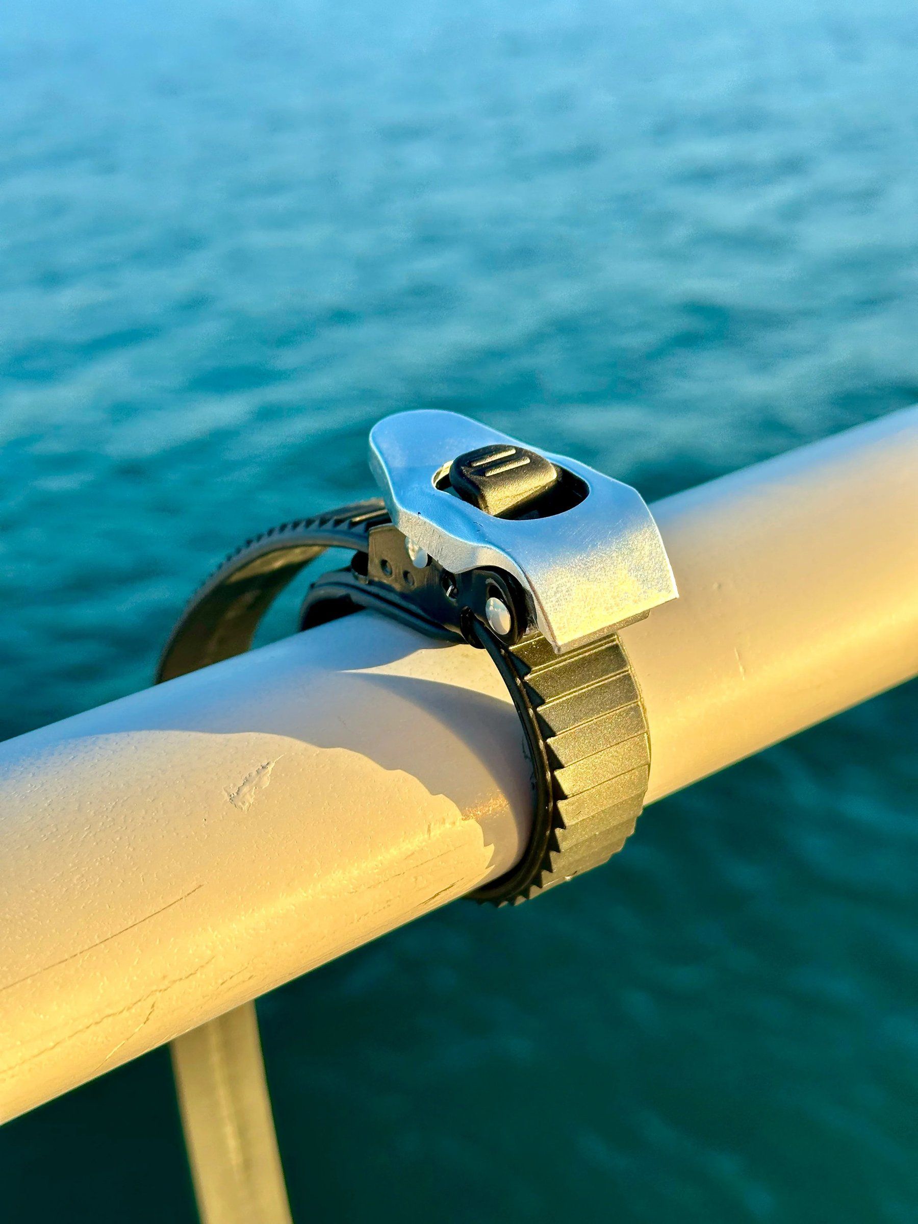 Buy 1 Get 2 !!! Lock Down Your Gear with Ease – Grip Lock Straps