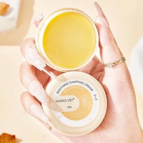 Crack-resistant cream for skin