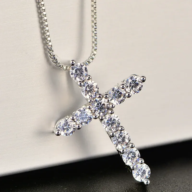 Full diamond cross pendant necklace