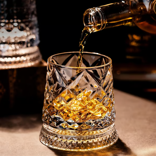 ✨ Diamond Cut Spinning Glass | Elevate Your Home Bar Experience 🏅