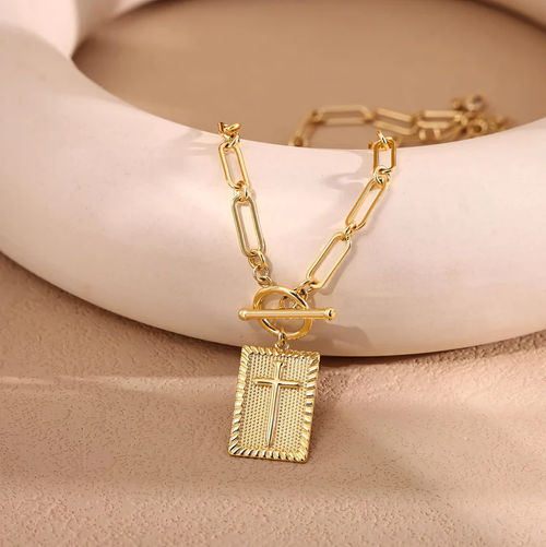 The Eternal Pendant Necklace（golden strip）