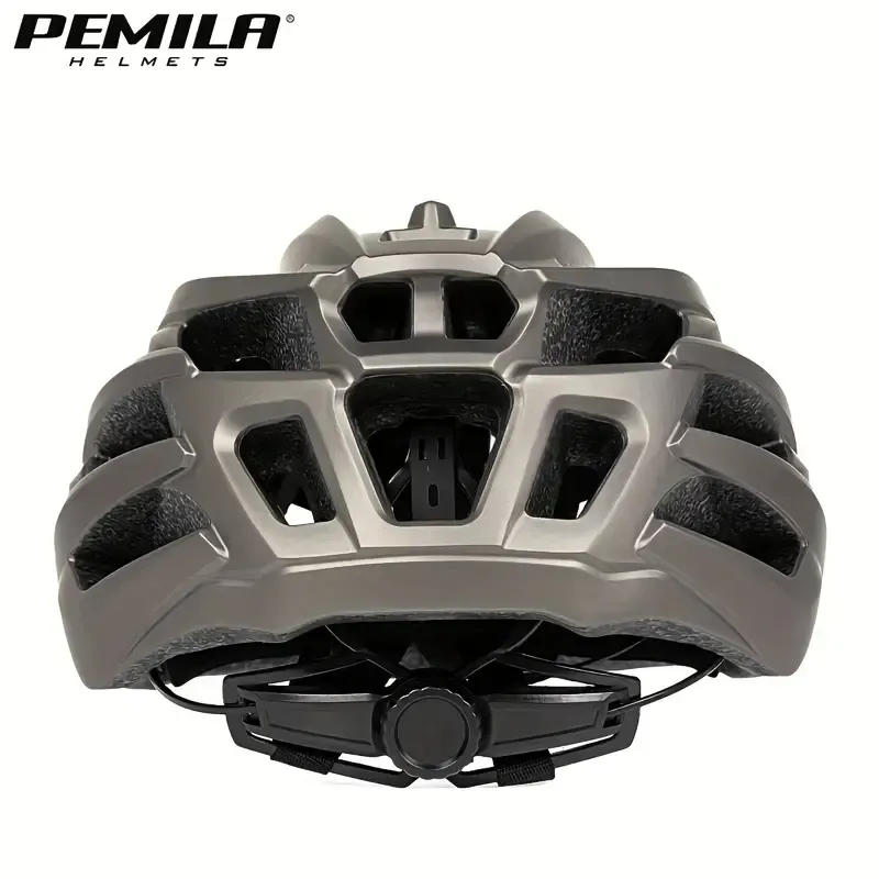 24Helmet with rechargeable tail light