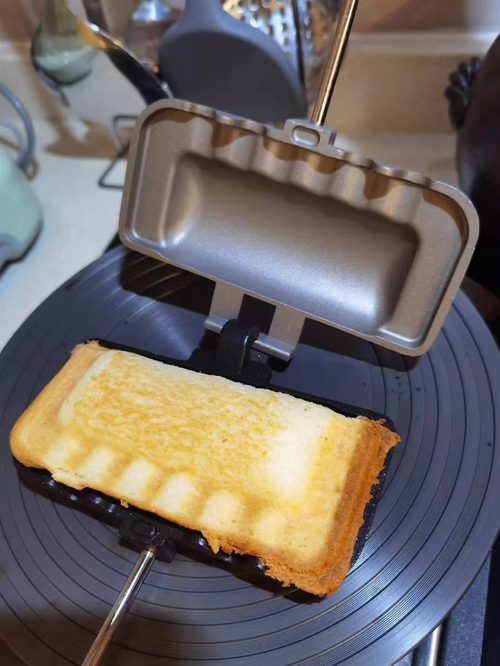Double-sided Sandwich Baking Pan 8 Reviews