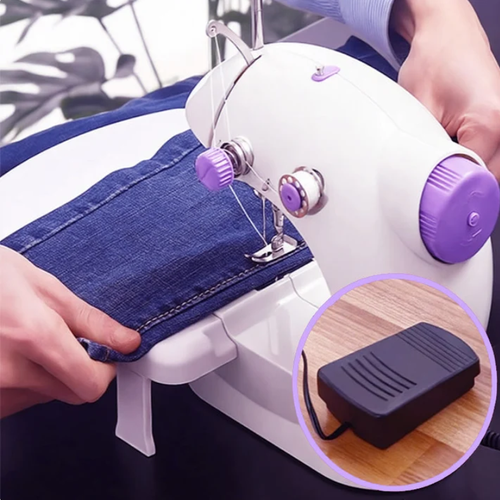 Electric sewing machine in mini format