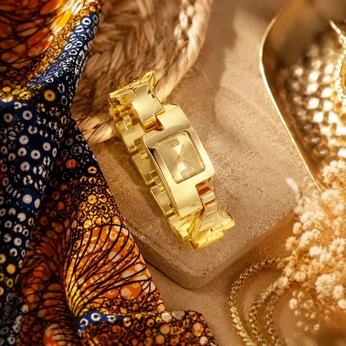 Gold Women Quartz Watch ✨ Elegant Stainless Steel Fashion Watc