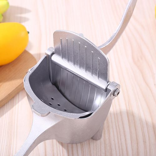 Manual multi - function juicing tool: Made of aluminum alloy, suitable for orange juice, sugarcane juice, pomegranate juice, lemon juice, etc., available for home use and wholesale.