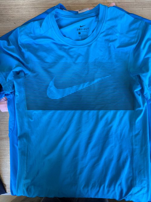 How to Build Your Dream Wardrobe（Second-hand clothes）