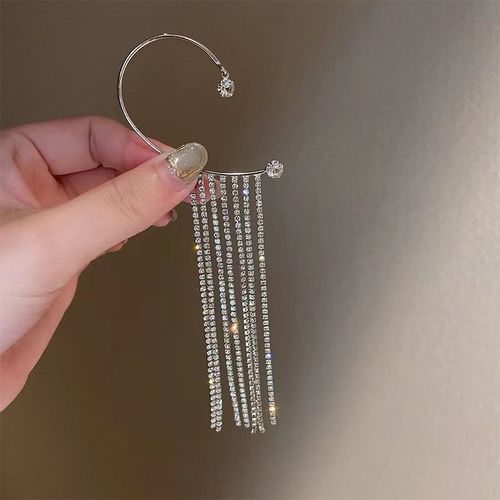 New Fashion No-Pierced Clip-On Earrings for Women - Luxury Shiny Crystal Rhinestone Long Tassel Chain Cuff, Simple Cartilage Ear Cuff Jewelry Gift with Trendy Design