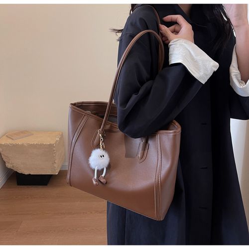 Chic Tote Bags: Effortless Style & Function