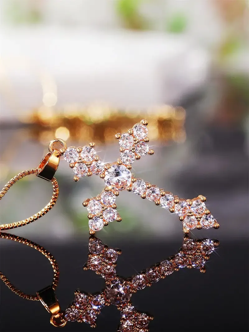 Rhinestone Cross Pendant Necklace for Women, 1 Piece Fashion Jewelry for Party, Daily Clothing Decor, Trendy Jewelry for Birthday Gift