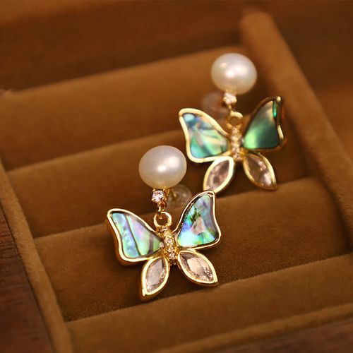 Goforrich 18K Gold Plated Copper Natural Shell Pearl Butterfly Sincerity Stud Earrings