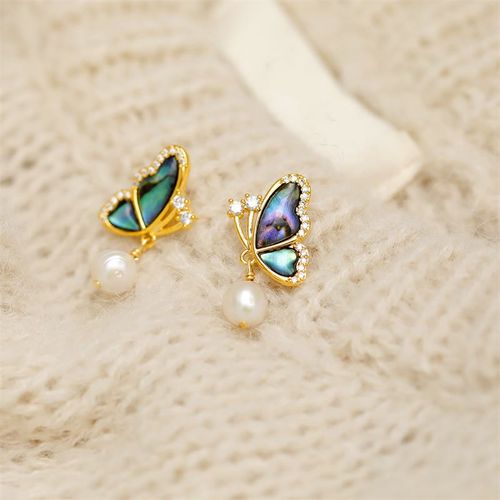 Goforrich 18K Gold Plated Copper Pearl Butterfly Love Stud Earrings