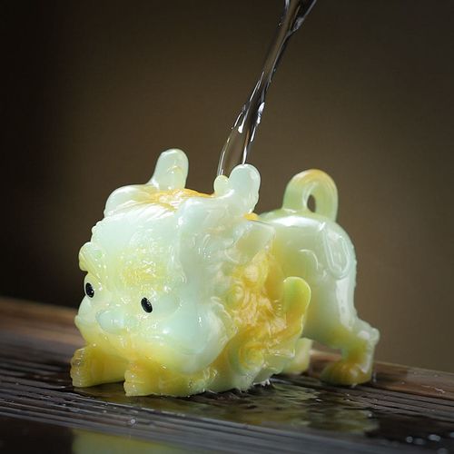 Goforrich Color Changing Small PiXiu Ingot Resin Tea Pet Wealth Home Figurine Decoration