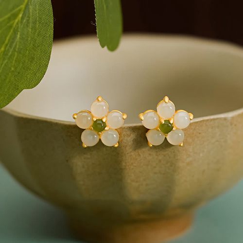 Goforrich 925 Sterling Silver Hetian Jade Luck Flower Stud Earrings