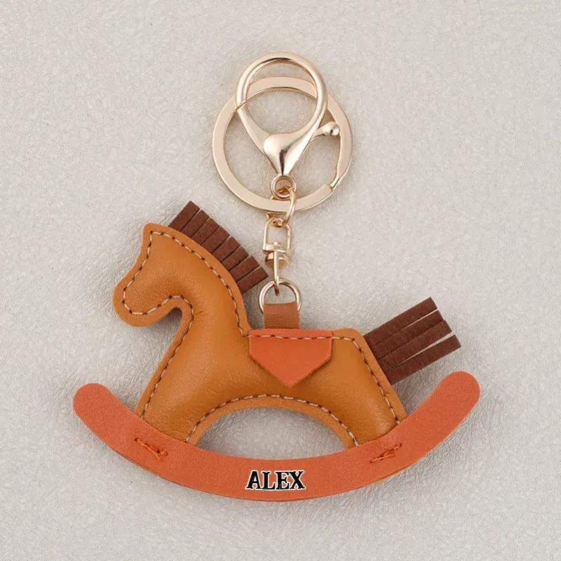 🐎 Personalisierter Schaukelpferd-Schlüsselanhänger aus PU-Leder
