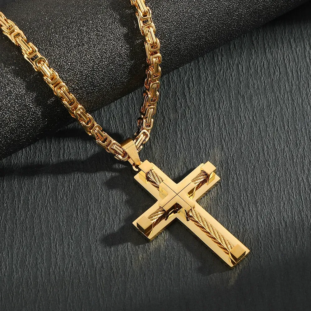 ✨Elegant Cross Pendant Necklace-Gold