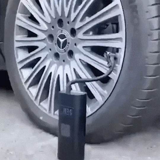 Portable high-power car air pump