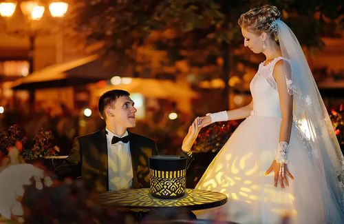 Solar-Powered Decor Projection Light