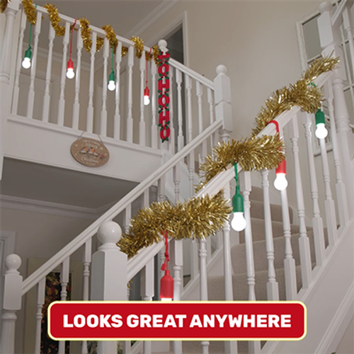 Super-Bright Next Generation LED Christmas Lights（One red and one green.）